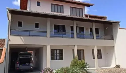 Casa com vista para o Parque Beto Carrero!
