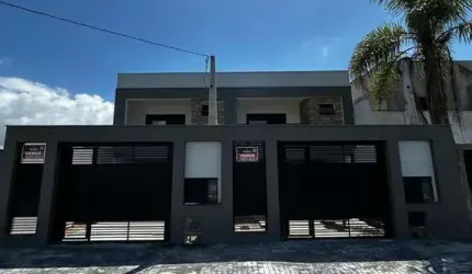 Sobrado com 3 quartos sendo 1 suíte com closet em Barra Velha
