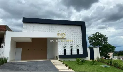 Linda Casa Térrea a Venda no Condomínio Golfe Clube GO