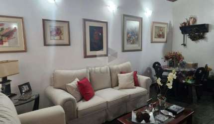 Casa à venda, 7 quartos, 1 suíte, 3 vagas, Santo Antônio - Belo Horizonte/MG
