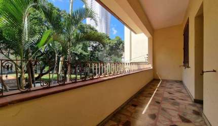 Casa à venda, 6 quartos, 1 suíte, 2 vagas, Funcionários - Belo Horizonte/MG