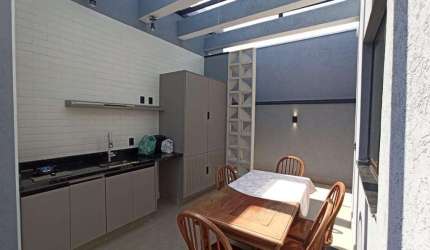 Lindíssima Casa Térrea em Alto Padrão em Condomínio Fechado à Venda - Residencial Santa Maria - Val