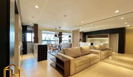 Apartamento mobiliado com 2 suítes no Ritz Class, localizado no Centro de Joinville próximo ao Shopping Mueller