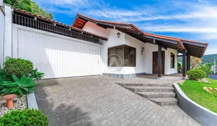 Casa à venda, 199 m² por R$ 995.000,08 - Velha - Blumenau/SC