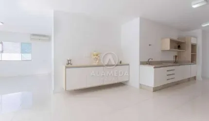 Casa à venda, 490 m² por R$ 3.800.000,08 - Praia dos Amores - Balneário Camboriú/SC