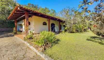 Casa à venda, 350 m² por R$ 1.600.000,08 - Carijós - Indaial/SC