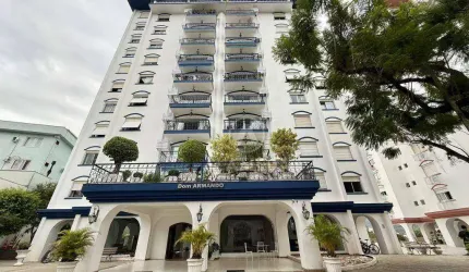 Apartamento com 3 dormitórios à venda por R$ 580.000 - Garcia - Blumenau/SC
