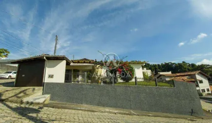 Casa à venda, 180 m² por R$ 860.000,08 - Tribess - Blumenau/SC