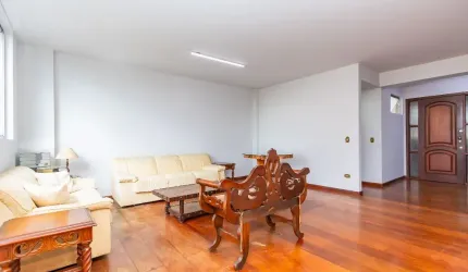 Apartamento duplex á venda no bairro Água Verde em Curitiba