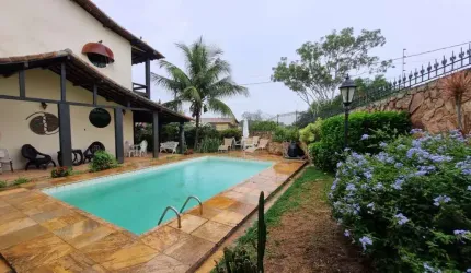 Casa para Venda em São Pedro da Aldeia, Balneário São Pedro, 7 dormitórios, 1 suíte, 6 banheiros, 2 vagas