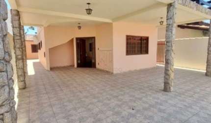 Sobrado Residencial Amplo para Locação no Jardim das Industrias - Excelente localização.