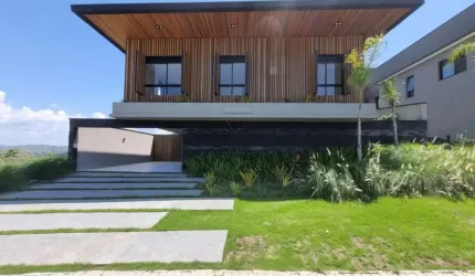 BELÍSSIMA CASA DE CINEMA À VENDA - URBANOVA - CONDOMÍNIO RESERVA DO PARATEHY - SÃO JOSÉ DOS CAMPOS