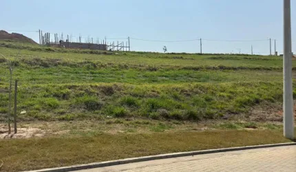 EXCELENTE LOTE EM CONDOMÍNIO FECHADO COM 393,87 METROS QUADRADOS - COND TERRAS ALPHA