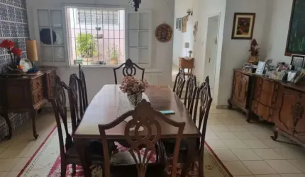 CASA TÉRREA À VENDA - 1.040m² TERRENO - 350m² CONSTRUÇÃO - 3 DORMITÓRIOS 1 SUÍTE - JARDIM ESPLANADA - SÃO JOSÉ DOS CAMPOS