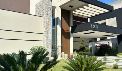 Casa em Condomínio - Residencial Alphaville II - Urbanova - 4 Dormitórios Suítes - 330m²
