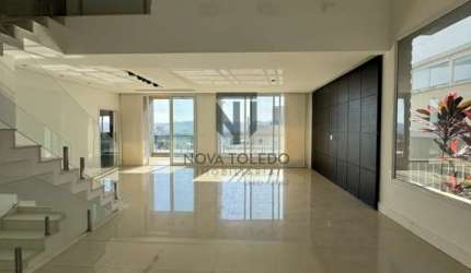 Casa em Condomínio - Residencial Jaguary - Urbanova - 4 Dormitórios - 450m².