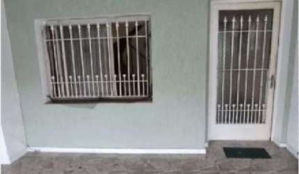 Sobrado com dois  dormitórios, salão, uma vaga de garagem,  próximo do metro Santana