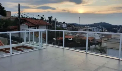Casa com 3 dormitórios à venda, 350 m² por R$ 1.320.000,00 - São Pedro - Juiz de Fora/MG