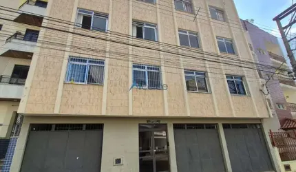 Cobertura com 03 quartos e garagem no São Mateus.