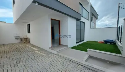 Casa nova com 3 quartos e quintal no São Pedro