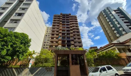 Apartamento amplo no Centro!