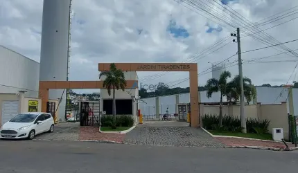 Apartamento 2 quartos com garagem e lazer com piscina  no São Pedro