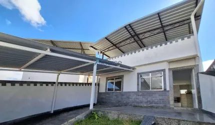 Casa em lote individual 2 quartos - Santa Cecília