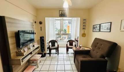 Amplo apartamento de 1 dormitório na Av. Brasil