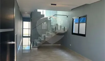 Sobrado com 3 quartos à venda em Jardim Brasil - SP
