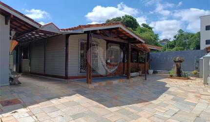 Casa com 5 quartos à venda em Jardim Villaça - SP