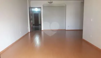 Apartamento com 3 quartos à venda em Centro - SP