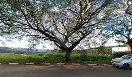 Terreno à venda em Taipas De Pedras (mailasqui) - SP