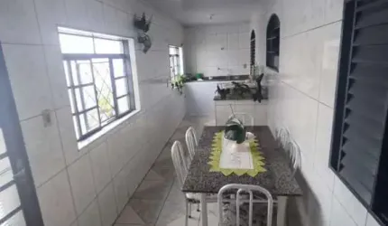 Casa para Venda em Campinas, Vila Aeroporto, 3 dormitórios, 1 suíte, 1 banheiro, 2 vagas