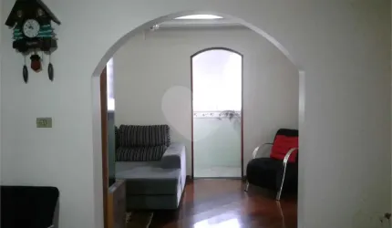 Casa com 3 quartos à venda em Centro - SP