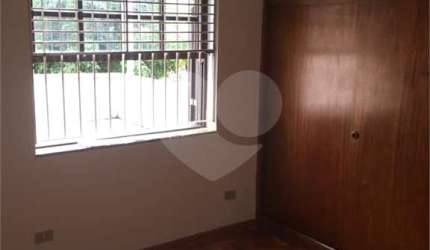 Casa com 2 quartos à venda em Jardim Triângulo - SP