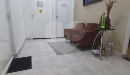 Prédio inteiro à venda em Jardim Monte Kemel - SP