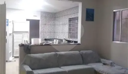 Sobrado com 2 quartos à venda em Jardim Vitória - SP