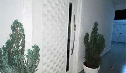 Sobrado com 3 quartos à venda em Jardim Estela Mari - SP