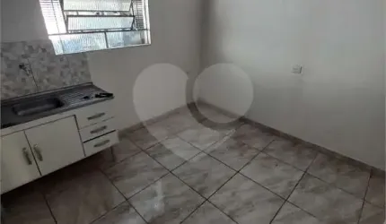 Condomínio com 2 quartos para locação em Pirajussara - SP