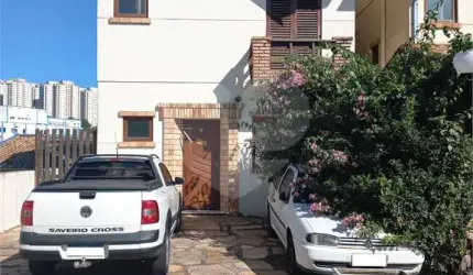 Condomínio com 3 quartos à venda em Parque Assunção - SP