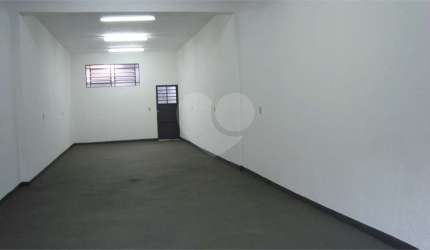 Salão Comercial à venda em Jardim Taboão - SP
