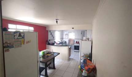 Sobrado com 3 quartos à venda ou para locação em Jardim Helga - SP