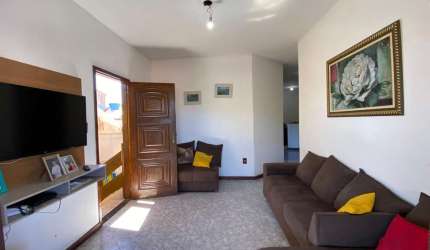 CASA DUPLEX COM 3QTS NO CENTRO DE ARRAIAL DO CABO