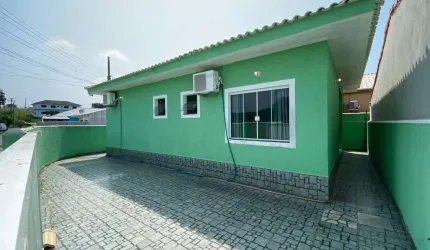 CASA COM 2QTS NO CISNE BRANCO EM S&#195;O PEDRO DA ALDEIA