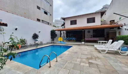 Casa com 5 dormitórios à venda, 240 m² por R$ 1.900.000,00 - Tombo - Guarujá/SP
