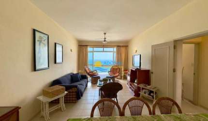 Apartamento à venda na Praia das Pitangueiras, 2 Quartos, 1 Vaga.