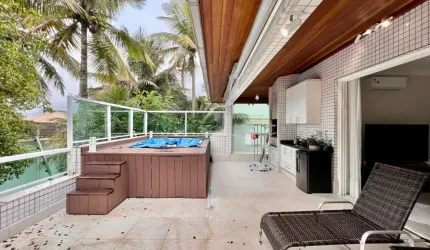 Cobertura com 2 dormitórios à venda, 145 m² por R$ 1.400.000,00 - Tombo - Guarujá/SP