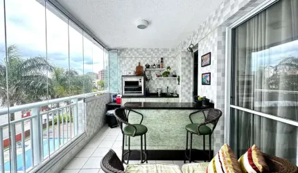 Apartamento, 03 Quartos sendo 1 Suíte; 2 Vagas, Varanda Gourmet; Astúrias - Guarujá/SP