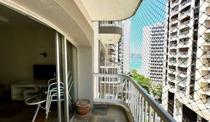 Apartamento à venda na Praia das Pitangueiras, 3 Quartos, 1 Vaga.