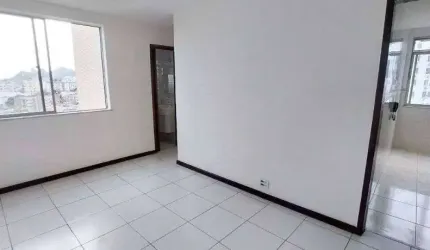 Apartamento com 2 quartos para alugar na Rua André Rocha, 372, Taquara, Rio de Janeiro, 60 m2 por R$ 1.300
